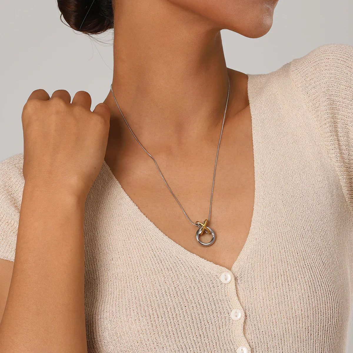 Anastasia's Golden Necklace
