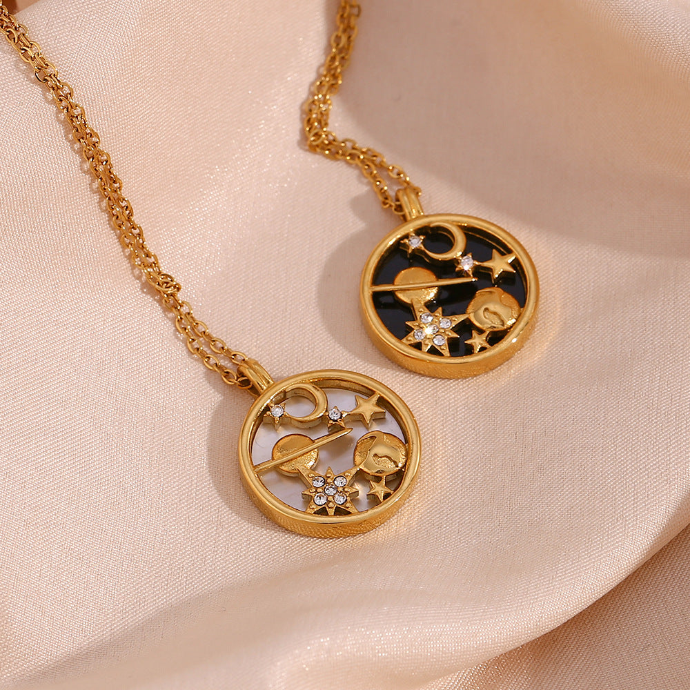 Constance Auksinė Kaklo Grandinė" can be rewritten as "Constance Gold Necklace.
