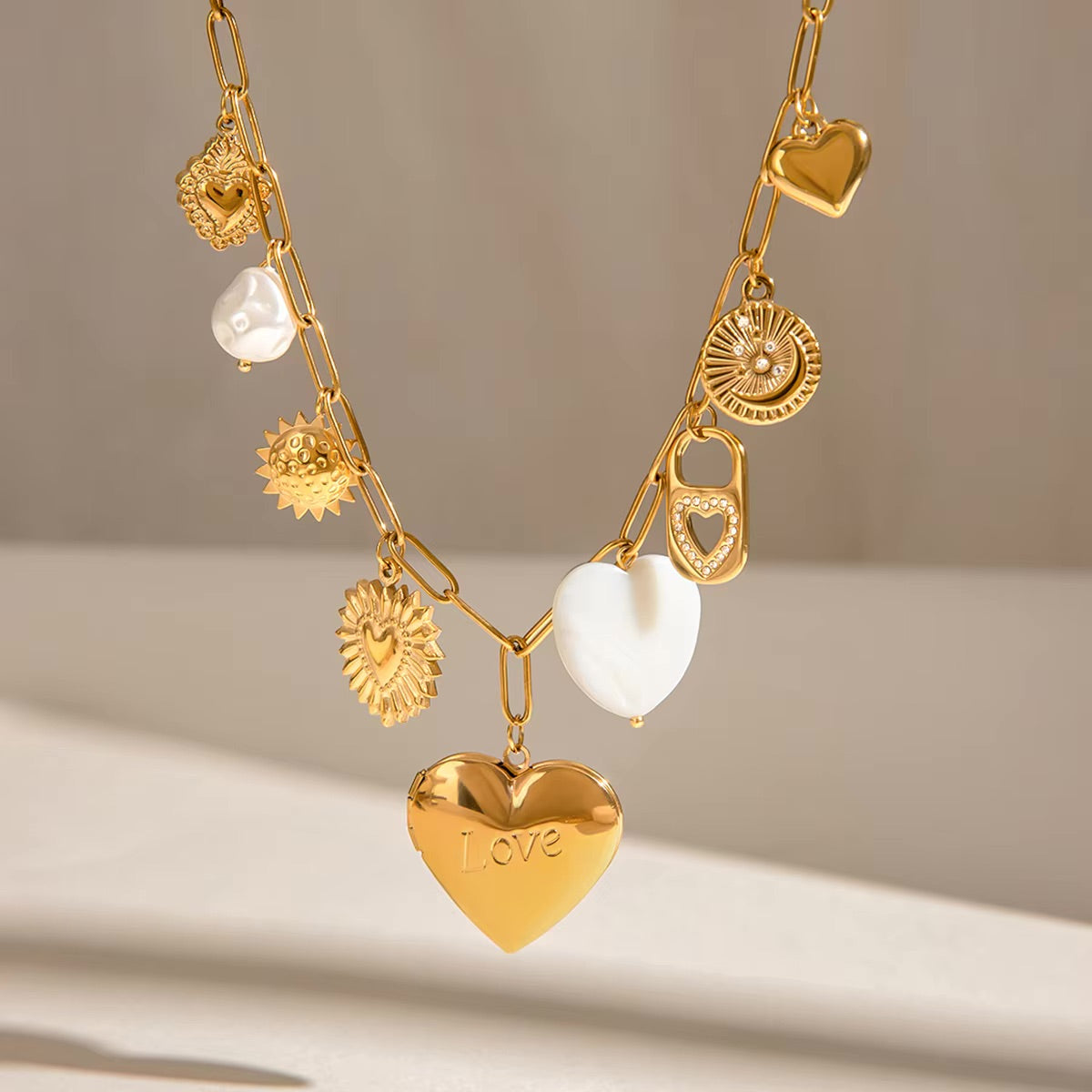 Lianne Gull Heart Pendant