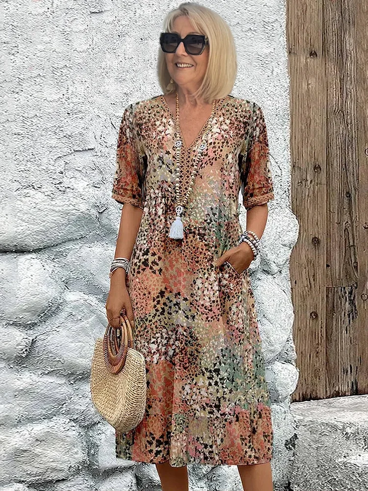 Colette | Stilinga vibruojanti midi suknelė