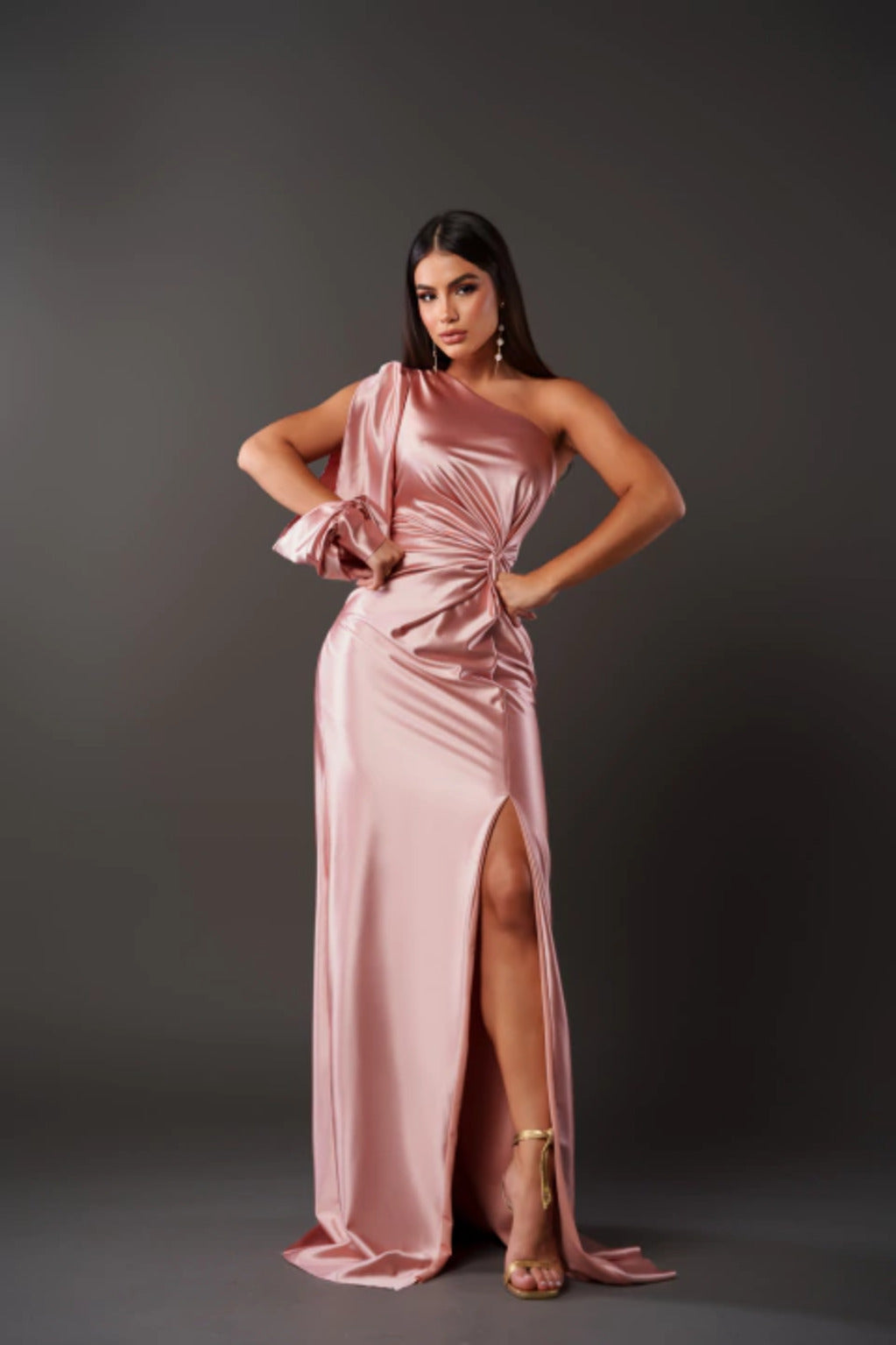 Anna | Elegantiška Silueto Suknelė