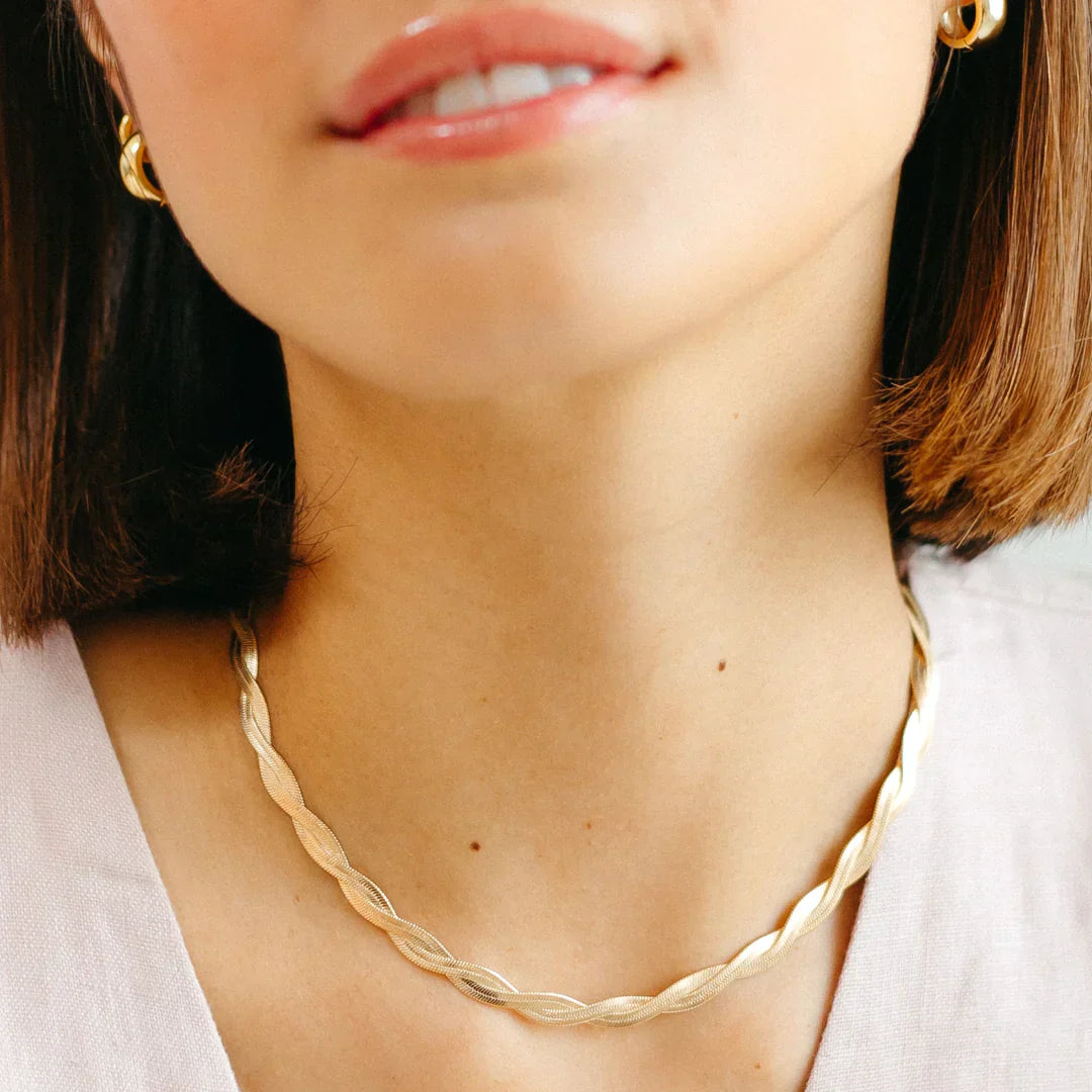 Lysa Twisted Necklace - Elegantiškas kaklo papuošalas